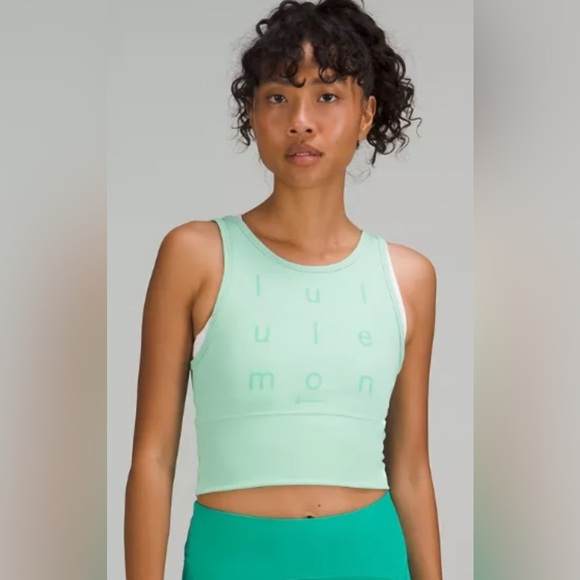 lululemon athletica Tops - NWOT Lululemon Power Pivot Tank Everlux *Motif- Size 8